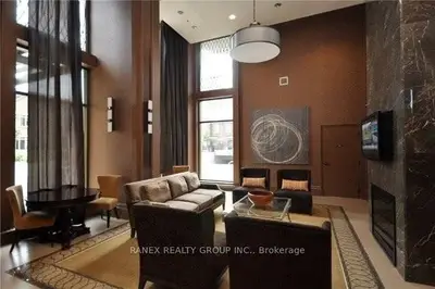 385 Prince Of Wales Drive 317, Mississauga, On L5b 0c6