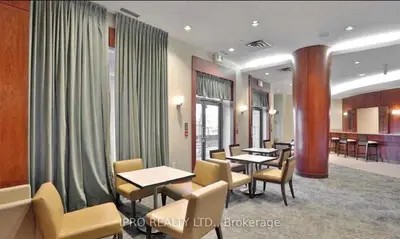 55 Strathaven Drive 1813, Mississauga, ON L5R 4G9