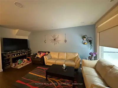 4070 Parkside Village Drive W 4, Mississauga, ON L5B 0K2
