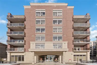 4196 Dundas Street W 414, Toronto W08, ON M8X 1Y6