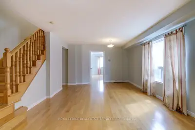 5607 Annabelle Avenue, Mississauga, ON L5V 3B1