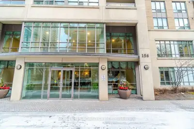 156 ENFIELD Place 503, Mississauga, ON L5B 4L8