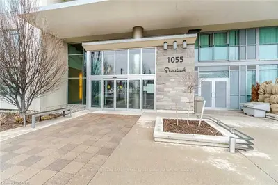 1055 Southdown Road 1005, Mississauga, ON L5J 0A3