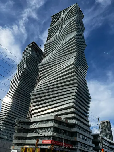 3900 Confederation Parkway 3110, Mississauga, ON L5B 0M3