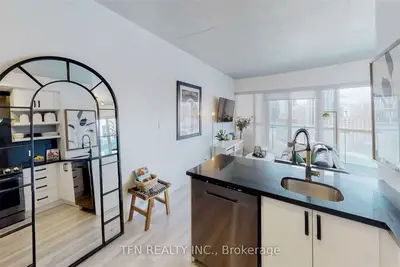 50 Absolute Avenue 1306, Mississauga, ON L4Z 0A9