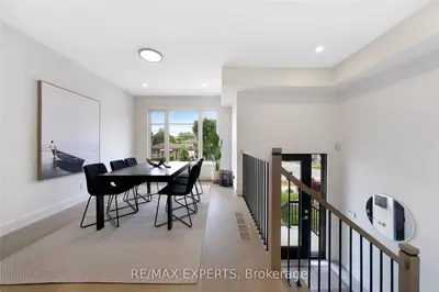 20 Jellicoe Avenue, Toronto W06, ON M8W 1Y2