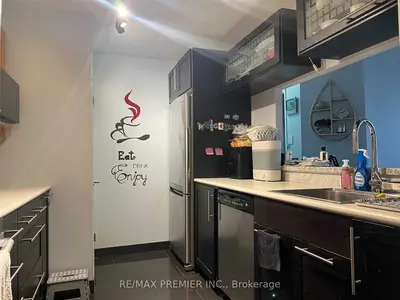 4185 Shipp Drive 713, Mississauga, ON L4Z 2Y8