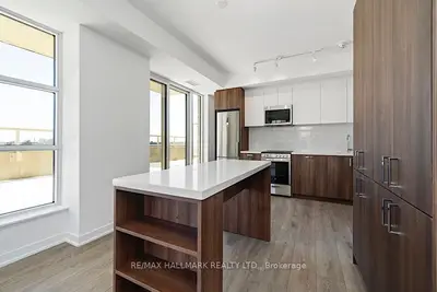 1787 St Clair Avenue W 426, Toronto W03, ON M6N 1J6