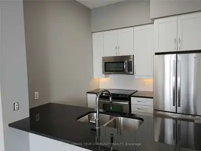 4065 Brickstone Mews Drive PH07, Mississauga, ON L5B 0G3