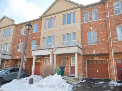 1095 Felicity Crescent, Mississauga, ON L5V 0B2