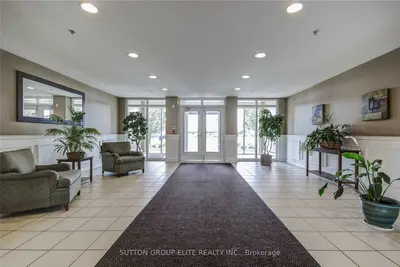 4450 Fairview Street 211, Burlington, ON L7L 7K7