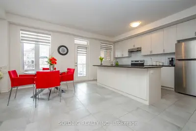 477 Dundas Street E 22, Oakville, ON L6H 3P6