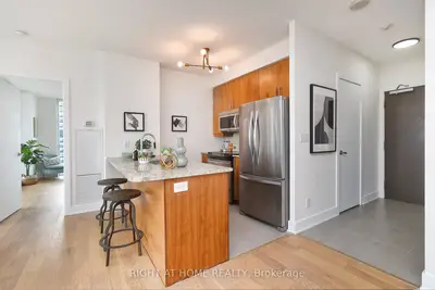 4099 Brickstone Mews LPH1, Mississauga, ON L5B 0G2