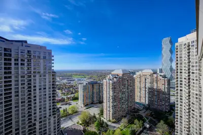 3888 Duke of York Blvd Boulevard 2831, Mississauga, ON L5B 4P5