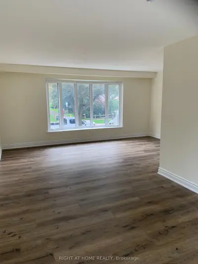 2183 Hixon Street, Oakville, On L6l 1t6