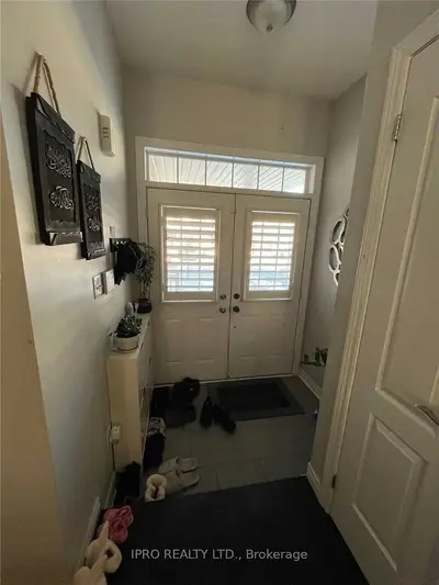 4711 Centretown Way Upper, Mississauga, ON L5R 0C8