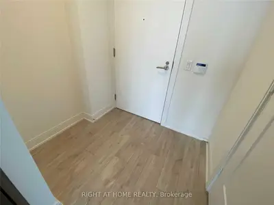 70 ANNIE CRAIG Drive 1701, Toronto W06, ON M8V 0G2