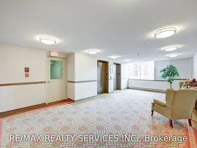 2199 Sixth Line 219, Oakville, ON L6H 5V3