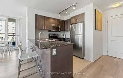 80 Esther Lorrie Drive 419, Toronto W10, ON M9W 4V1