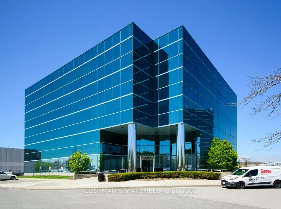 2010 Winston Park Drive 103, Oakville, ON L6H 6P5