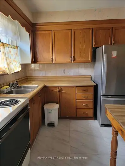 2088 Martin Grove Road W 46, Toronto W10, ON M9V 3T3