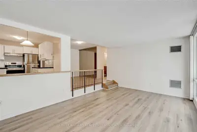 270 Scarlett Road 103, Toronto W03, ON M6N 4X7