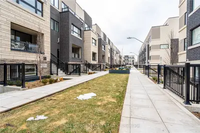 1137 Cooke Boulevard 205, Burlington, On L7t 0c3