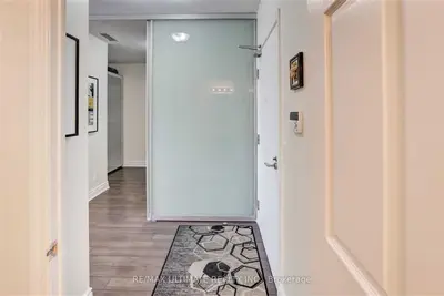 15 James Finlay Way 1103, Toronto W05, ON M3M 0B3