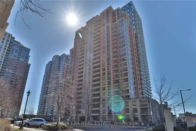 5233 Dundas Street W 2415, Toronto W08, ON M9B 6M1