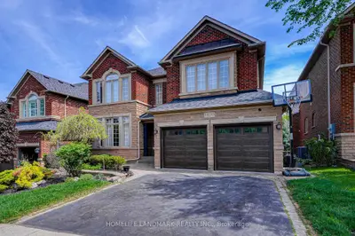 1400 Clearwater Crescent, Oakville, ON L6H 7J5