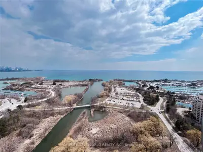 2230 Lake Shore Boulevard W 2706, Toronto W06, ON M8V 0B2