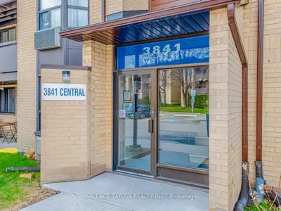 3841 Lake Shore Boulevard W 119, Toronto W06, ON M8W 1R2