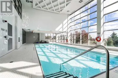 4677 GLEN ERIN Drive 302, Mississauga, ON L5M 2E3