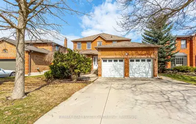 93 Waldie Road, Oakville, ON L6L 6G5