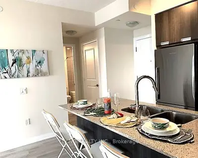 35 Watergarden Drive 2315, Mississauga, ON L5R 0G8