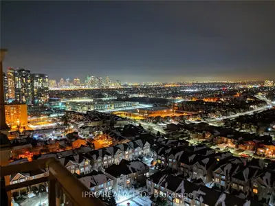 55 Strathaven Drive 2108, Mississauga, ON L5R 4G9