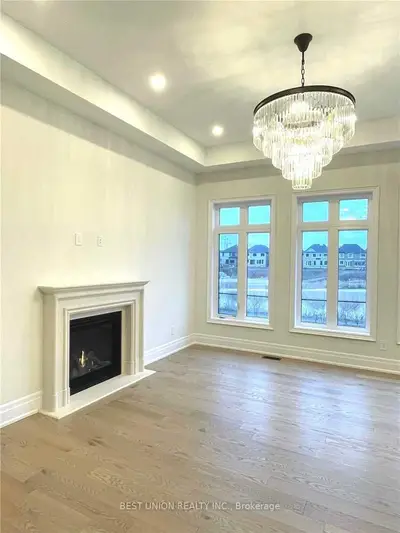 2305 Charles Cornwall Road, Oakville, ON L6M 4G3