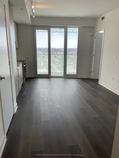 3900 Confederation Parkway 2109, Mississauga, ON L5B 0M3