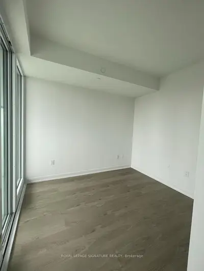 3900 Confederation Parkway 1308, Mississauga, ON L5B 0M3
