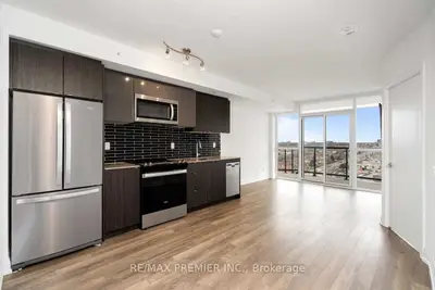 1461 Lawrence Avenue W 1607, Toronto W04, ON M6L 0A6