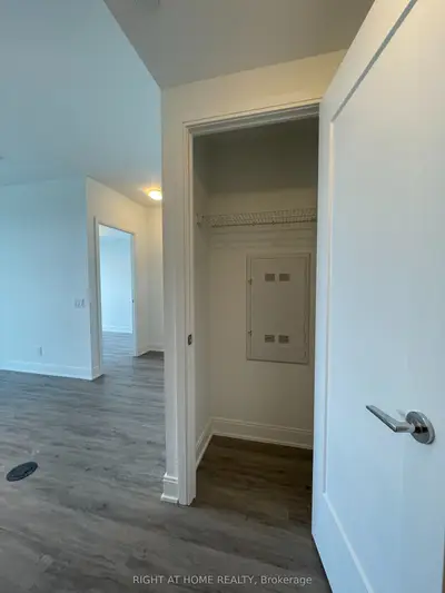 70 ANNIE CRAIG Drive 4608, Toronto W06, ON M8V 0G2