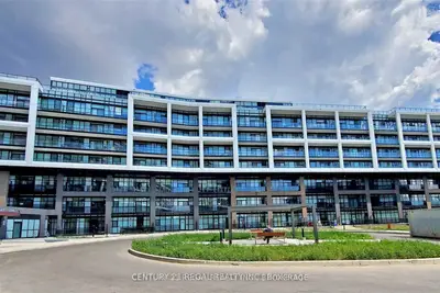 60 George Butchart Drive 716, Toronto W05, ON M3K 0E1