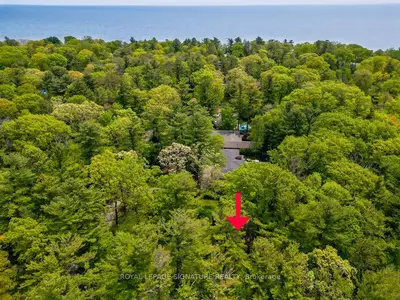 954 Tennyson Avenue, Mississauga, ON L5H 2Y8