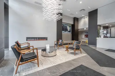 10 Park Lawn Road 4005, Toronto W06, ON M8Y 3H8