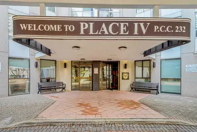 3650 Kaneff Crescent 2306, Mississauga, ON L5A 4A1