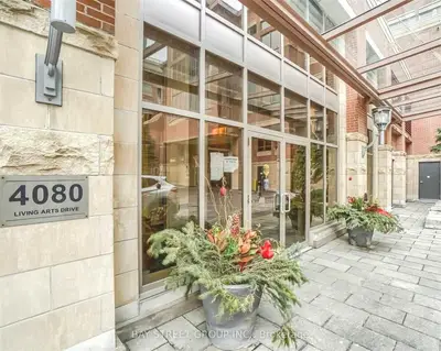 4080 Living Arts Drive 1612, Mississauga, ON L5B 4N3