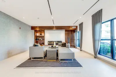 102 Grovewood Common Circle 414, Oakville, ON L6H 0X2