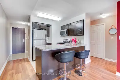 335 Rathburn Road W 2601, Mississauga, ON L5B 0C8