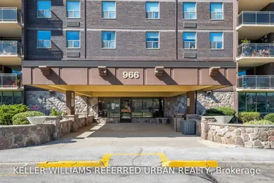 966 Inverhouse Drive 703, Mississauga, ON L5J 4B6