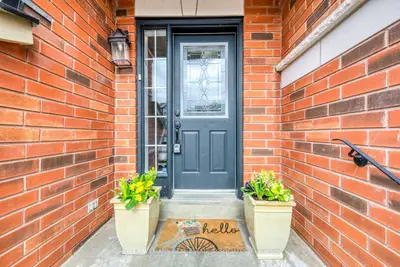 4 Grey Owl Run Road, Halton Hills, ON L7G 5Z7